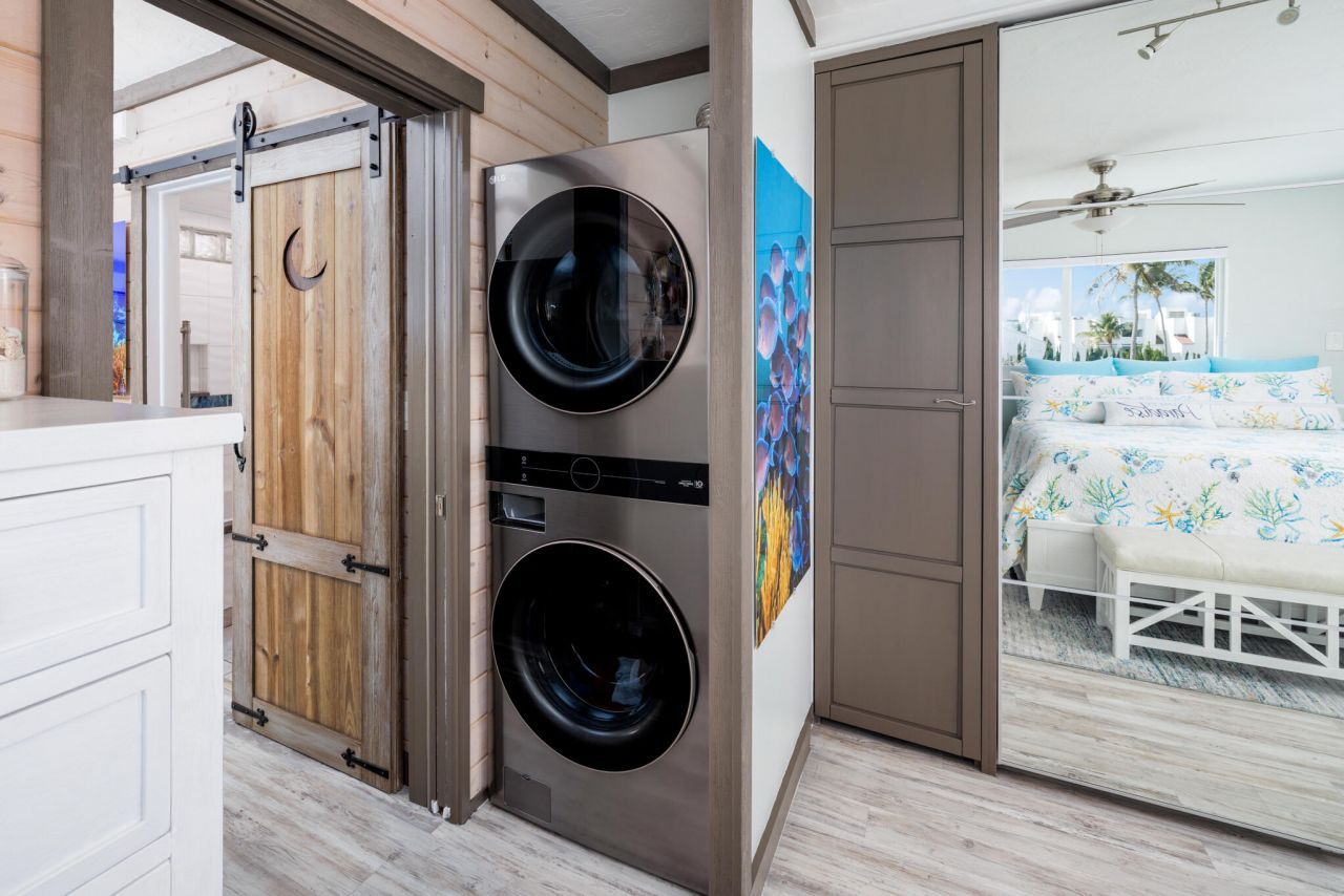 755 W Ocean Drive, Unit 5, Key Colony, FL 33051 Photo