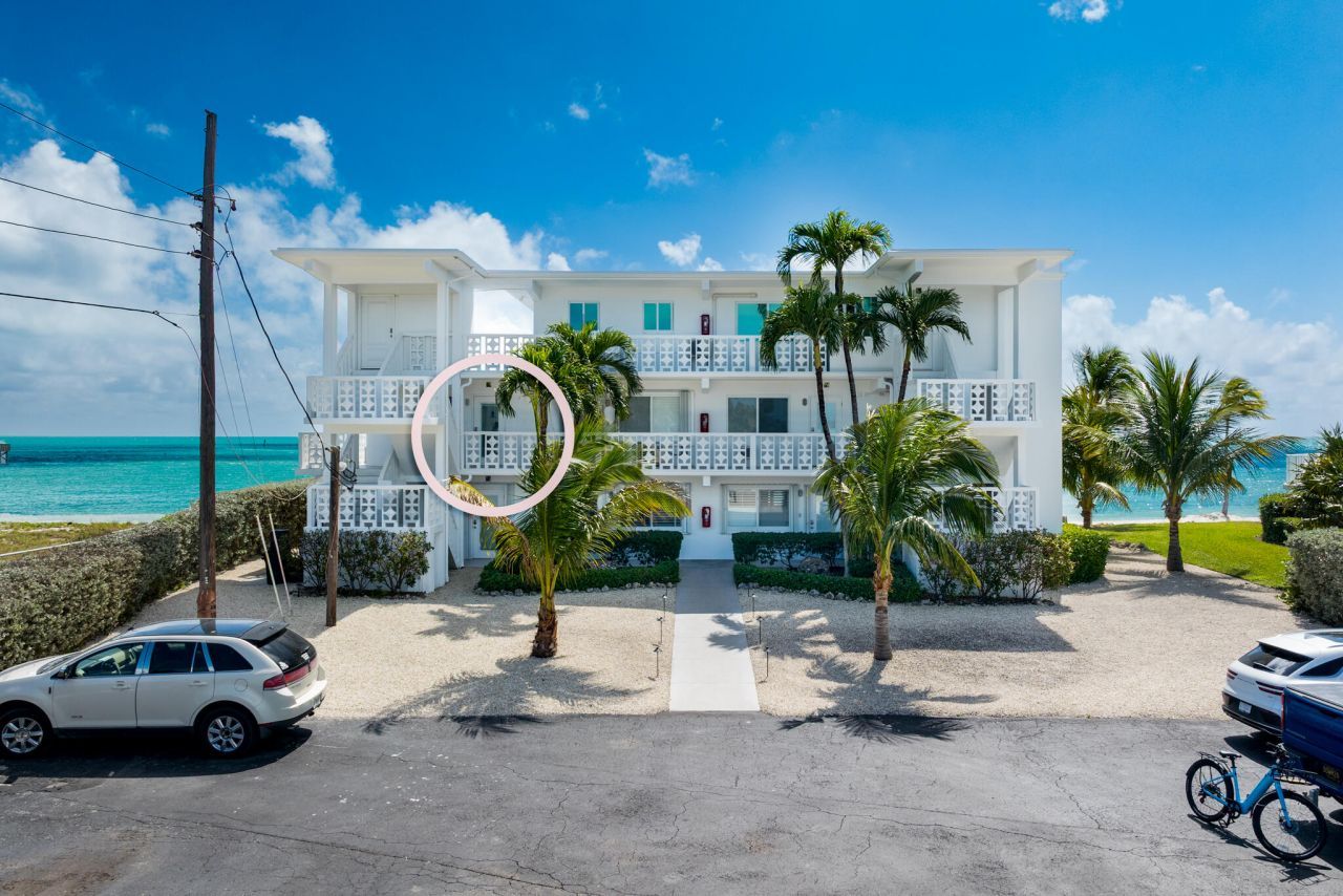 755 W Ocean Drive, Unit 5, Key Colony, FL 33051 Photo