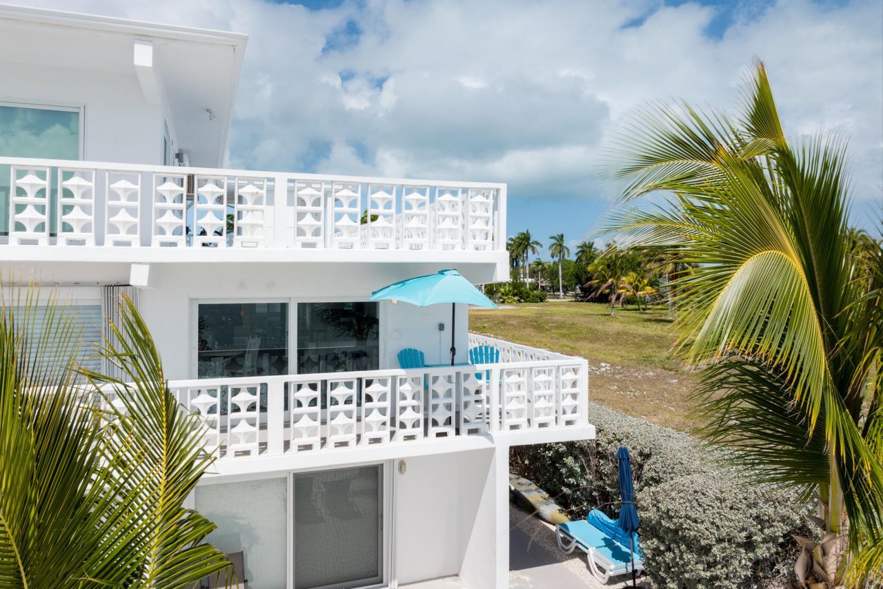 755 W Ocean Drive, Unit 5, Key Colony, FL 33051 Photo