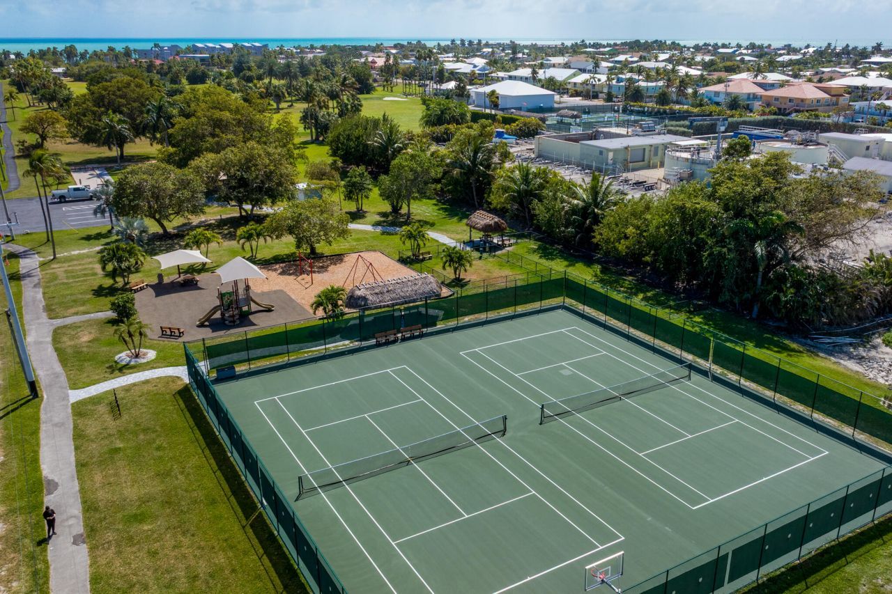 755 W Ocean Drive, Unit 5, Key Colony, FL 33051 Photo