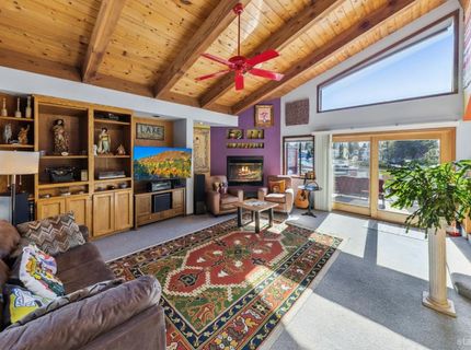 2020 Aloha Drive, South Lake Tahoe, CA 96150 Photo