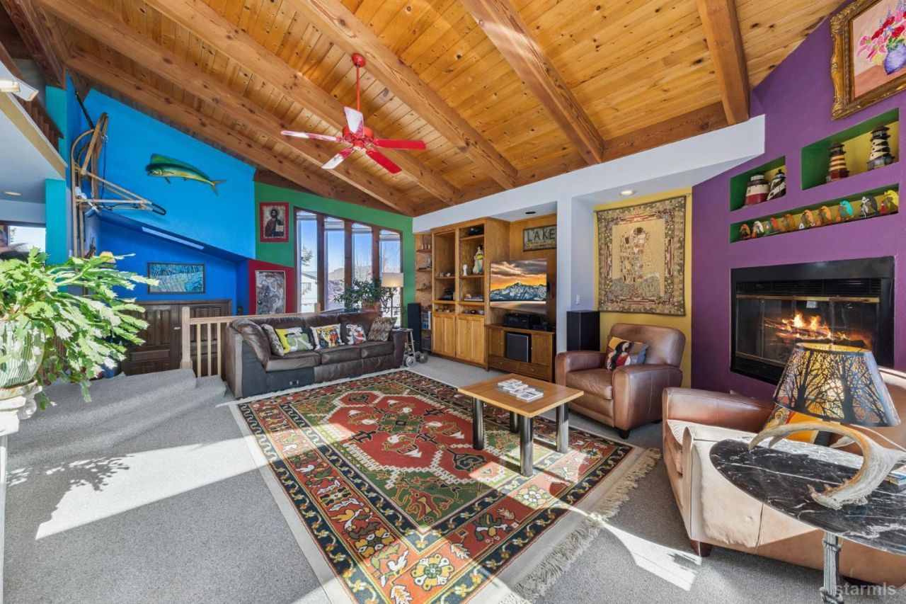 2020 Aloha Drive, South Lake Tahoe, CA 96150 Photo