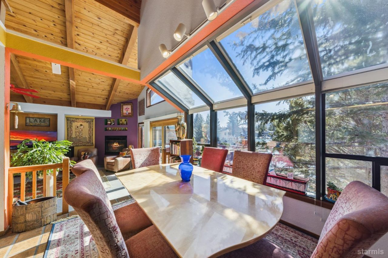 2020 Aloha Drive, South Lake Tahoe, CA 96150 Photo