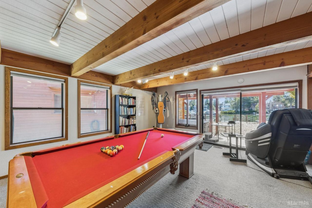 2020 Aloha Drive, South Lake Tahoe, CA 96150 Photo