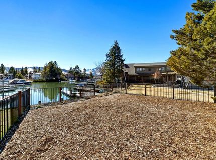 2020 Aloha Drive, South Lake Tahoe, CA 96150 Photo