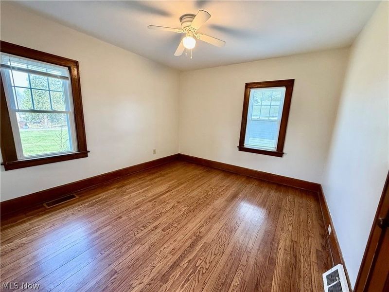 364 N Chillicothe Road , Aurora, OH 44202 Photo 16