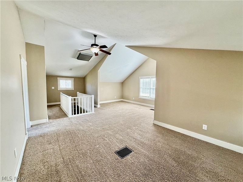 364 N Chillicothe Road , Aurora, OH 44202 Photo 21