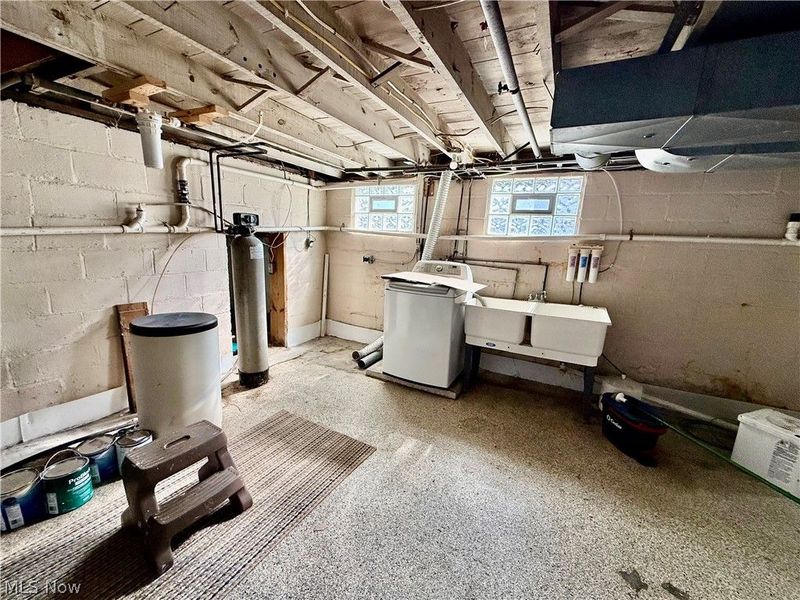 364 N Chillicothe Road , Aurora, OH 44202 Photo 29