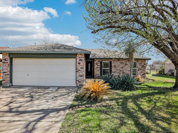 1107 Long Meadow DR, Round Rock, TX 78664
