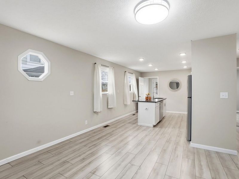 709 N Russell Street, Urbana, OH 43078 Photo 6