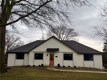 8206 NW Miami Street, Weatherby Lake, MO 64152