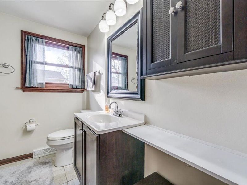 3392 Trail Lane Court, Columbus, OH 43231 Photo 13