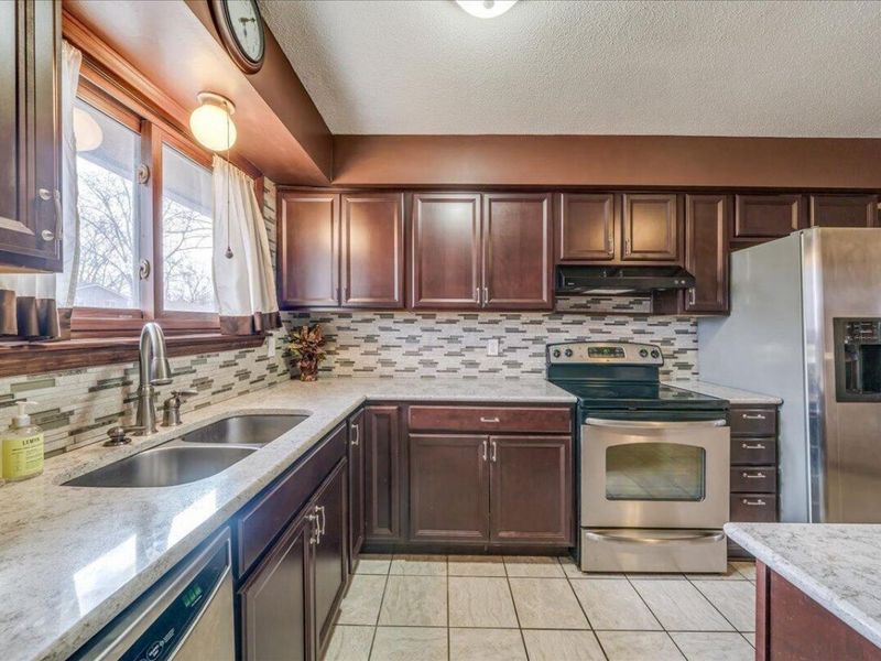 3392 Trail Lane Court, Columbus, OH 43231 Photo 8