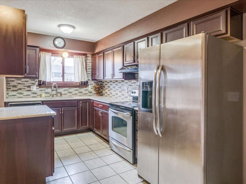 3392 Trail Lane Court, Columbus, OH 43231 Photo 9