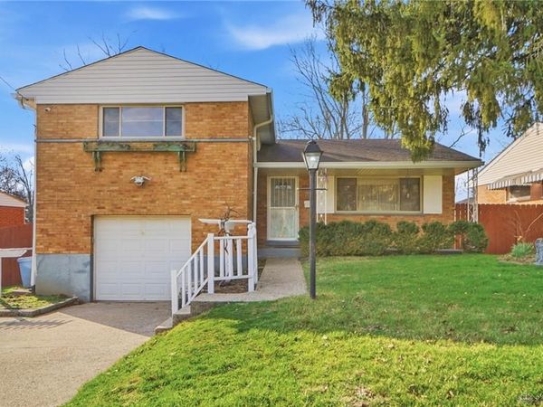 8943 Monsanto Drive, Springfield Township, OH 45231