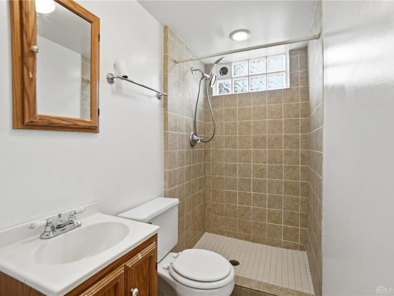 8943 Monsanto Drive, Springfield Township, OH 45231 Photo 27