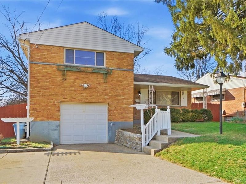 8943 Monsanto Drive, Springfield Township, OH 45231 Photo 3