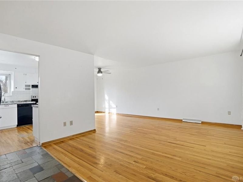 8943 Monsanto Drive, Springfield Township, OH 45231 Photo 5