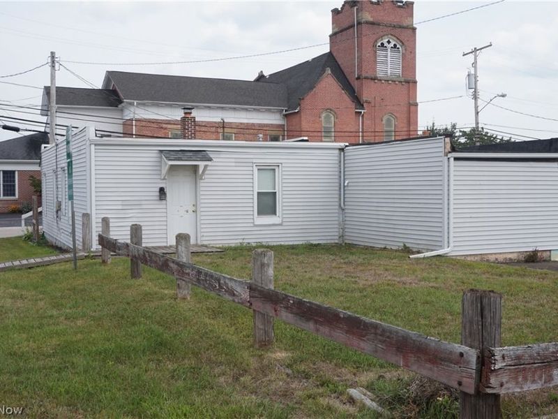 29 Wall Street, Jefferson, OH 44047 Photo 3