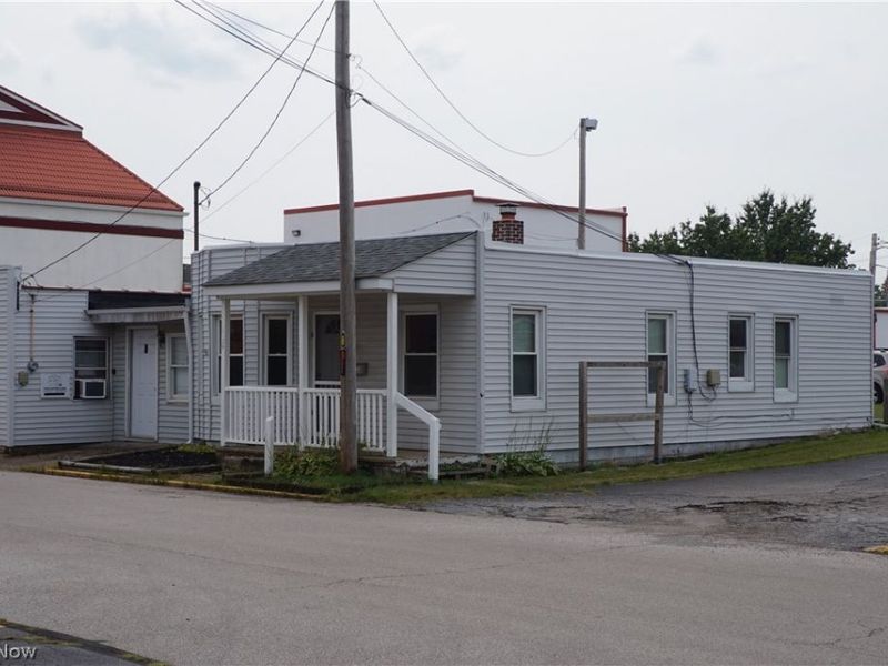29 Wall Street, Jefferson, OH 44047 Photo 3