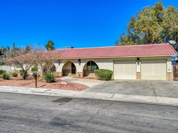 4324 E Saint Louis Avenue , Las Vegas, NV 89104