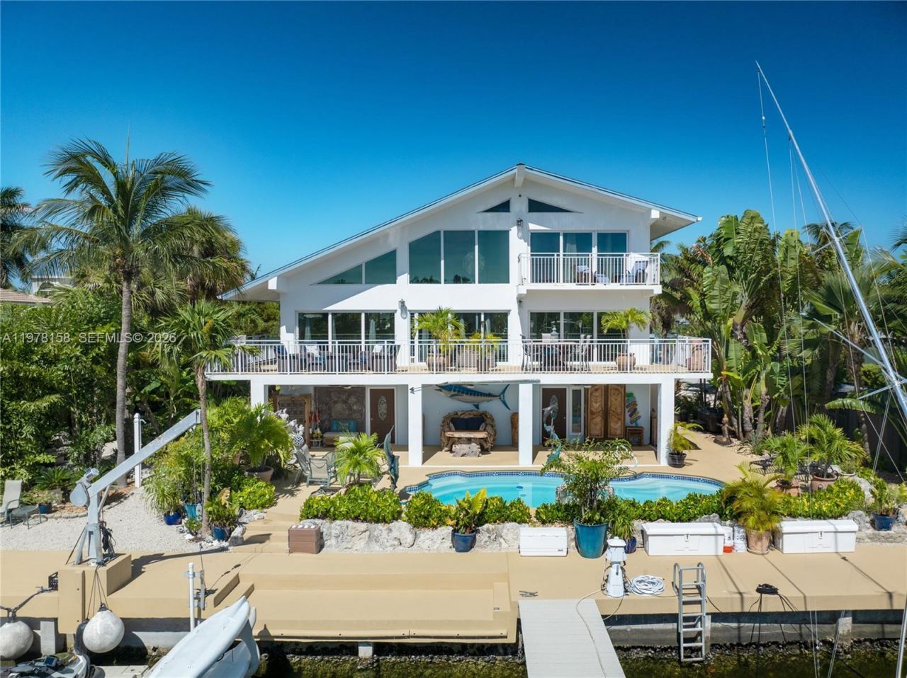 14 Avenue F, Marathon, FL 33050 Photo