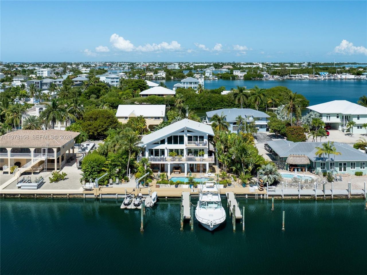 14 Avenue F , Marathon, FL 33050 Photo