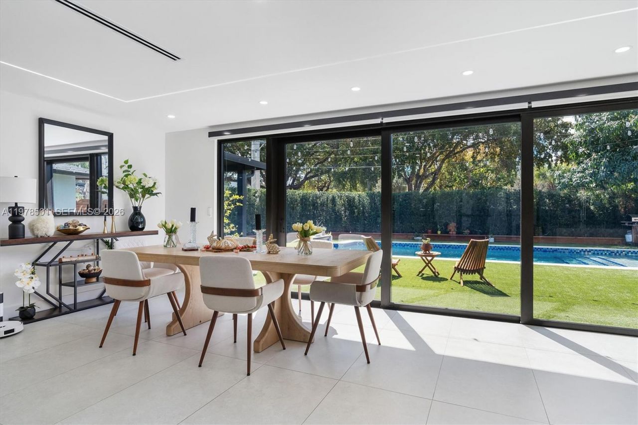 4000 N Circle Dr, Hollywood, FL 33021 Photo