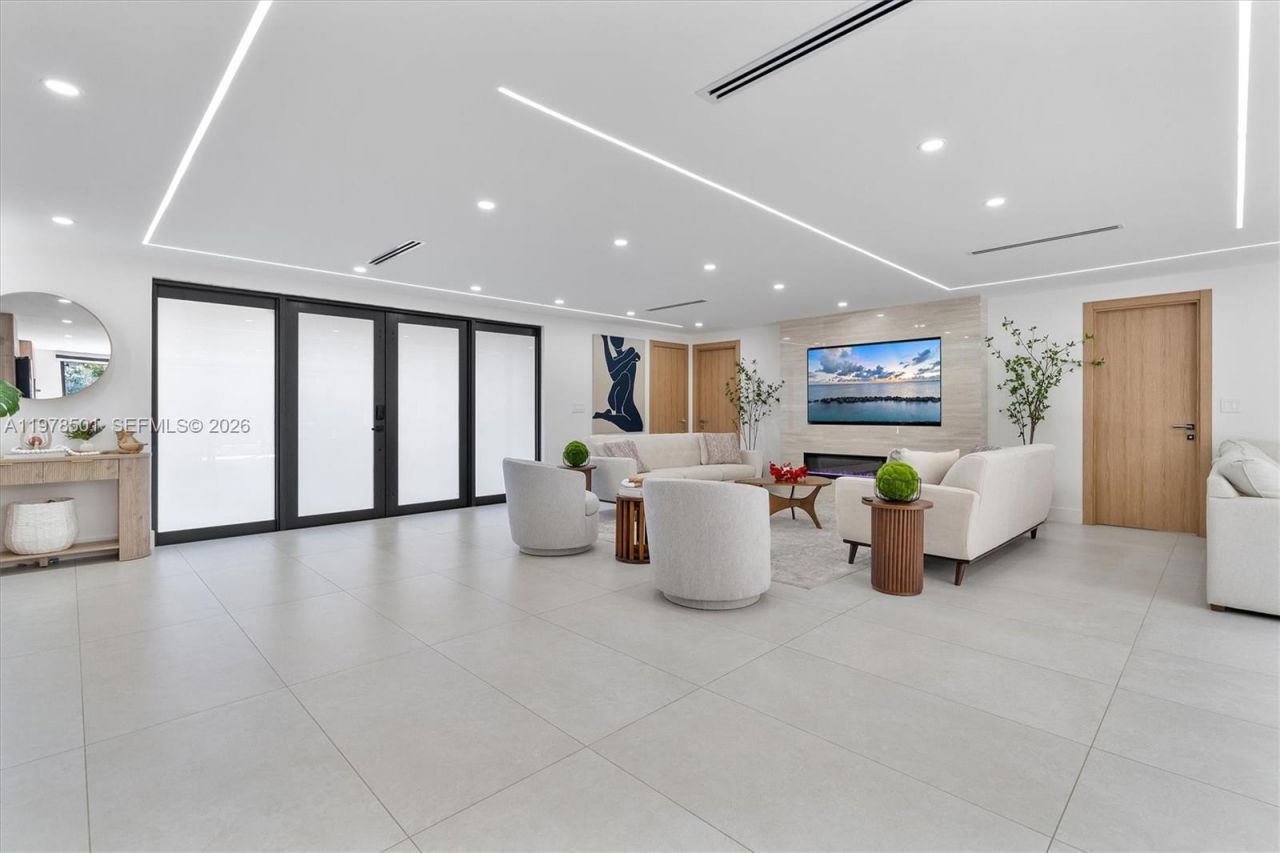 4000 N Circle Dr, Hollywood, FL 33021 Photo