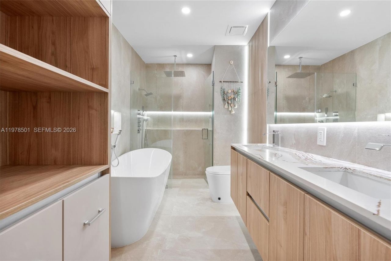 4000 N Circle Dr, Hollywood, FL 33021 Photo