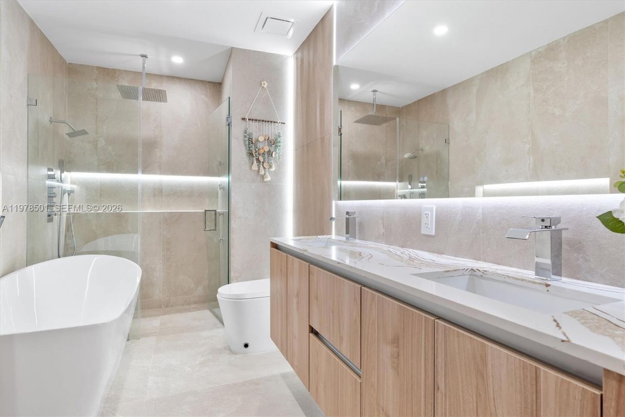 4000 N Circle Dr, Hollywood, FL 33021 Photo