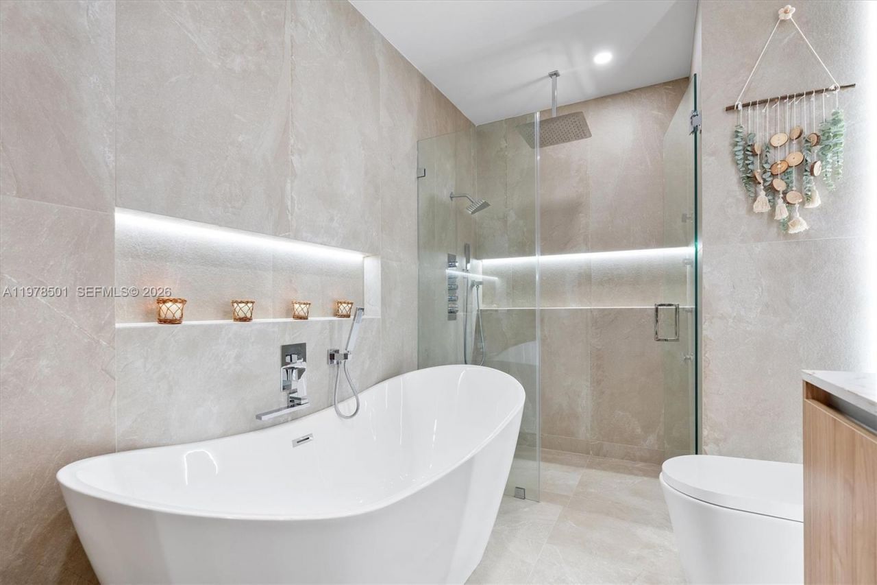 4000 N Circle Dr, Hollywood, FL 33021 Photo