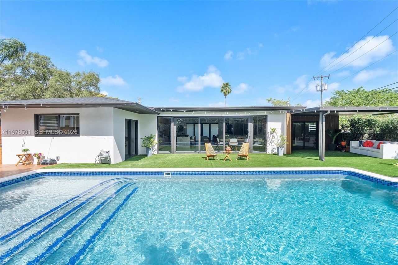 4000 N Circle Dr, Hollywood, FL 33021 Photo