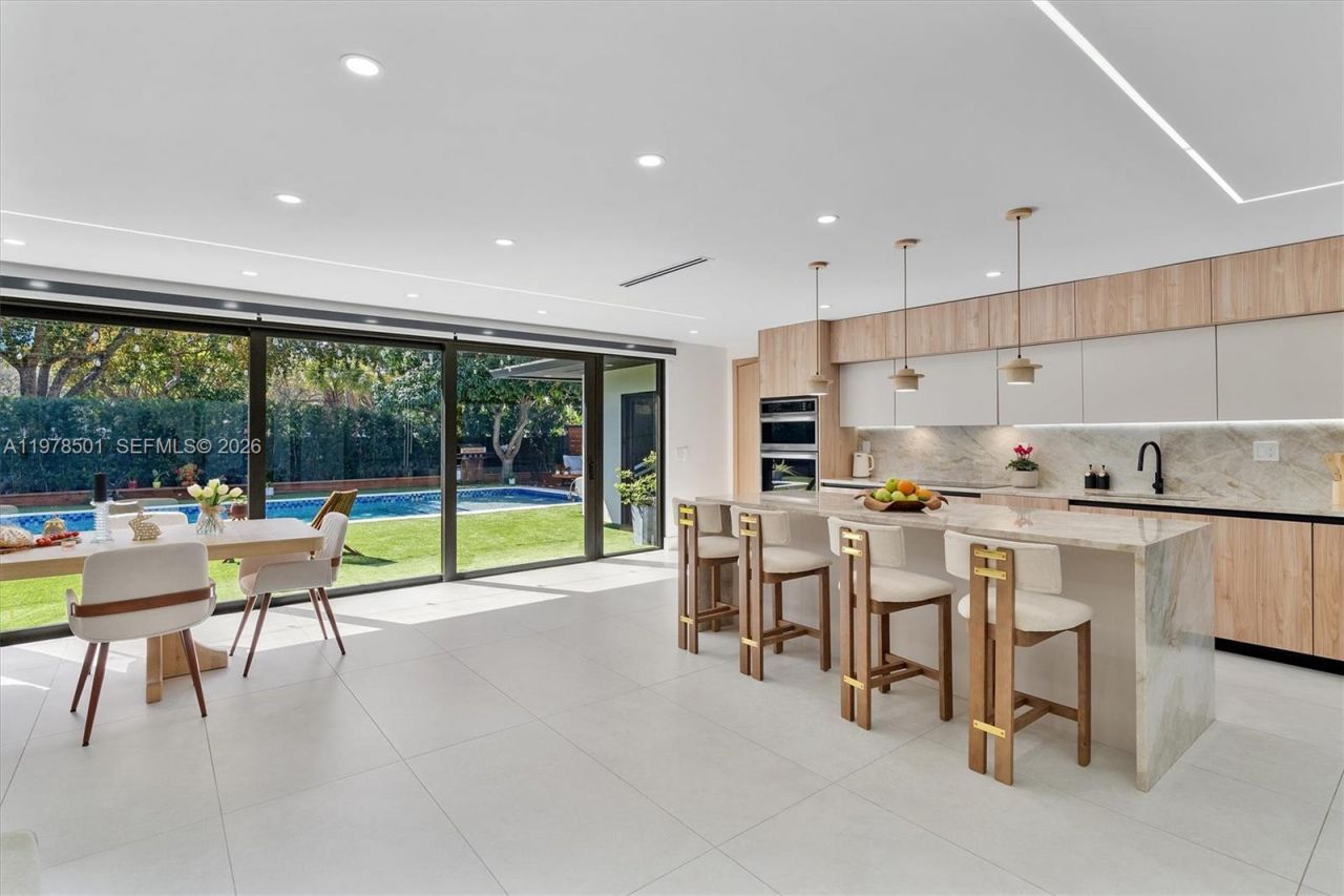 4000 N Circle Dr, Hollywood, FL 33021 Photo