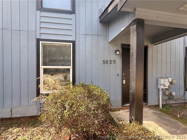 5829 Aftonshire Drive , Fayetteville, NC 28304