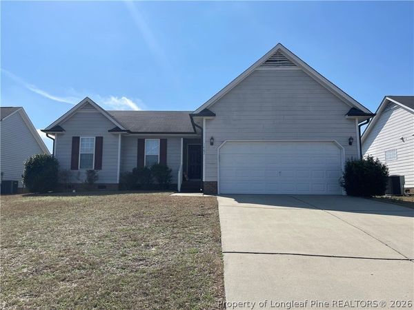 1465 Avoncroft Drive , Fayetteville, NC 28306