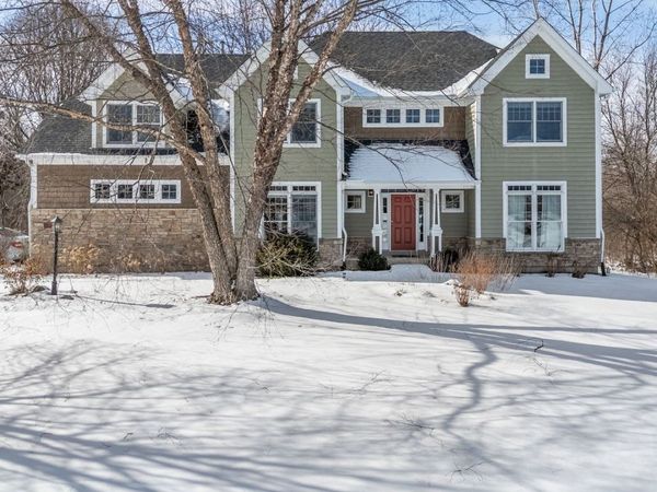 7N072 Willowbrook Drive , St. Charles, IL 60175