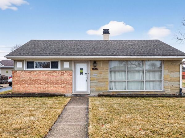 1164 W Grant Drive , Des Plaines, IL 60016