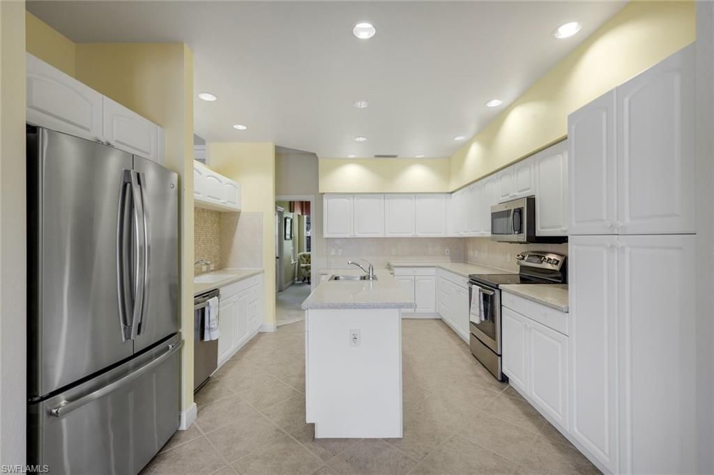 4815 Aston Gardens Way, Unit B-202, Naples, FL 34109 Photo