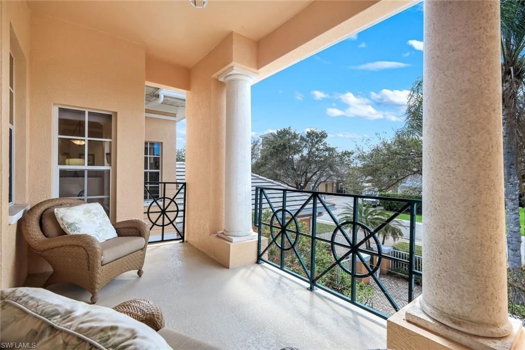 4815 Aston Gardens Way, Unit B-202, Naples, FL 34109 Photo