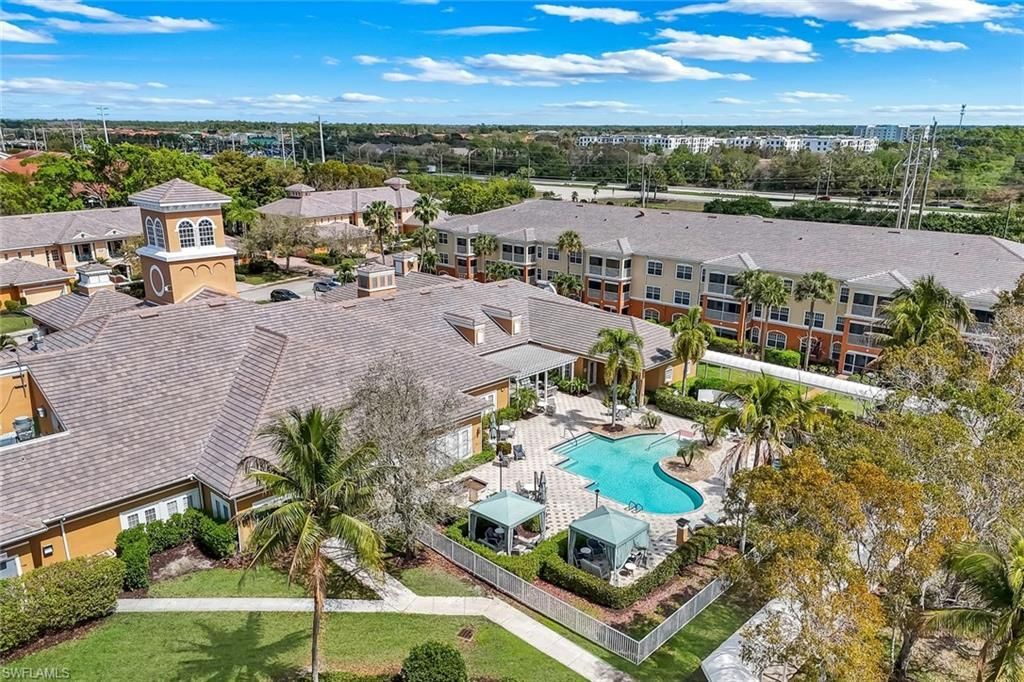 4815 Aston Gardens Way, Unit B-202, Naples, FL 34109 Photo