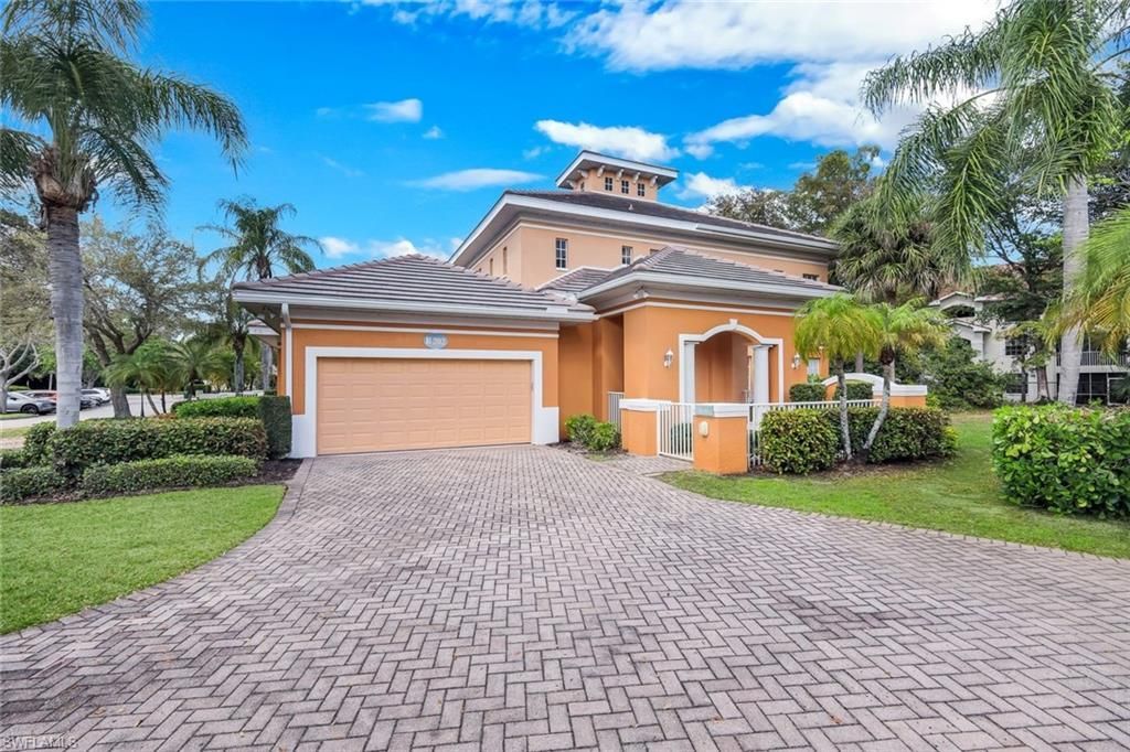 4815 Aston Gardens Way, Unit B-202, Naples, FL 34109 Photo