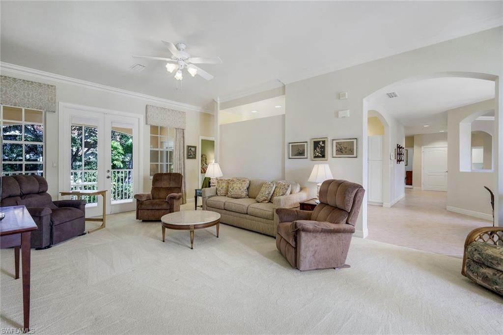 4815 Aston Gardens Way, Unit B-202, Naples, FL 34109 Photo