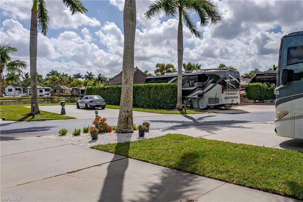 13399 Snook Cir, Naples, FL 34114 Photo