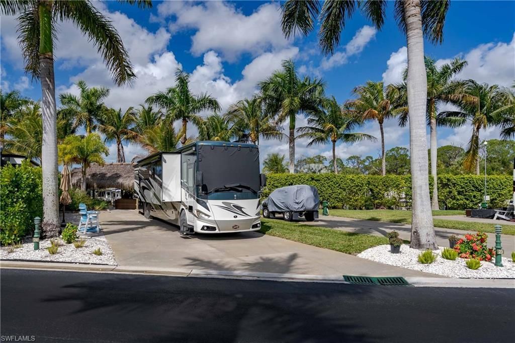 13399 Snook Cir, Naples, FL 34114 Photo