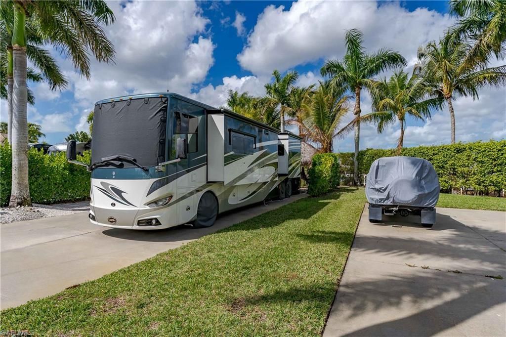 13399 Snook Cir, Naples, FL 34114 Photo