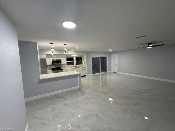 715 Shadyside ST, LEHIGH ACRES, FL 33936