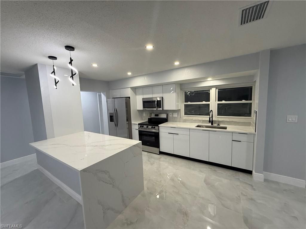 715 Shadyside St, Lehigh Acres, FL 33936 Photo