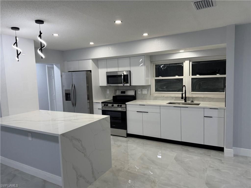 715 Shadyside St, Lehigh Acres, FL 33936 Photo