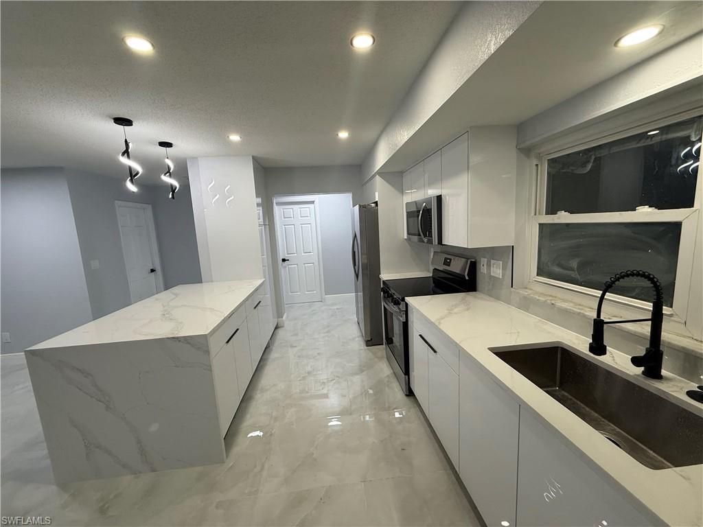 715 Shadyside St, Lehigh Acres, FL 33936 Photo